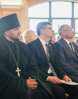 4b25eb48c4acce57fbfe64bfb5e4a086